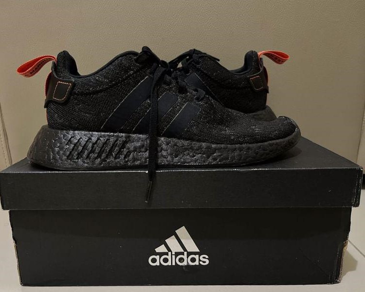 Gambar Produk Adidas Nmd R2 Black
